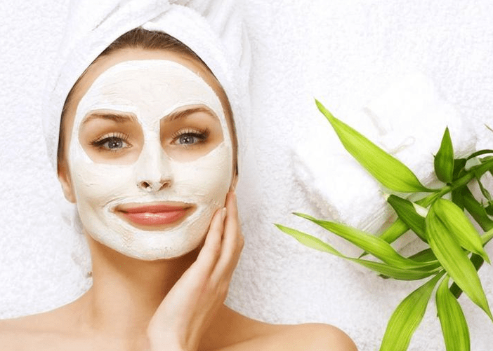 Maschera per il ringiovanimento del viso